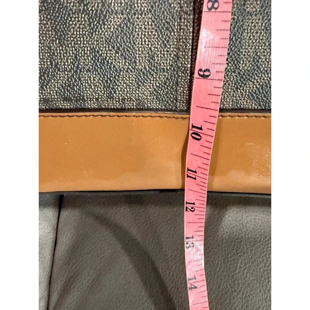 Michael Kors Signature PVC‎ Leather Tote Bag Brown Tan Shoulder Bag